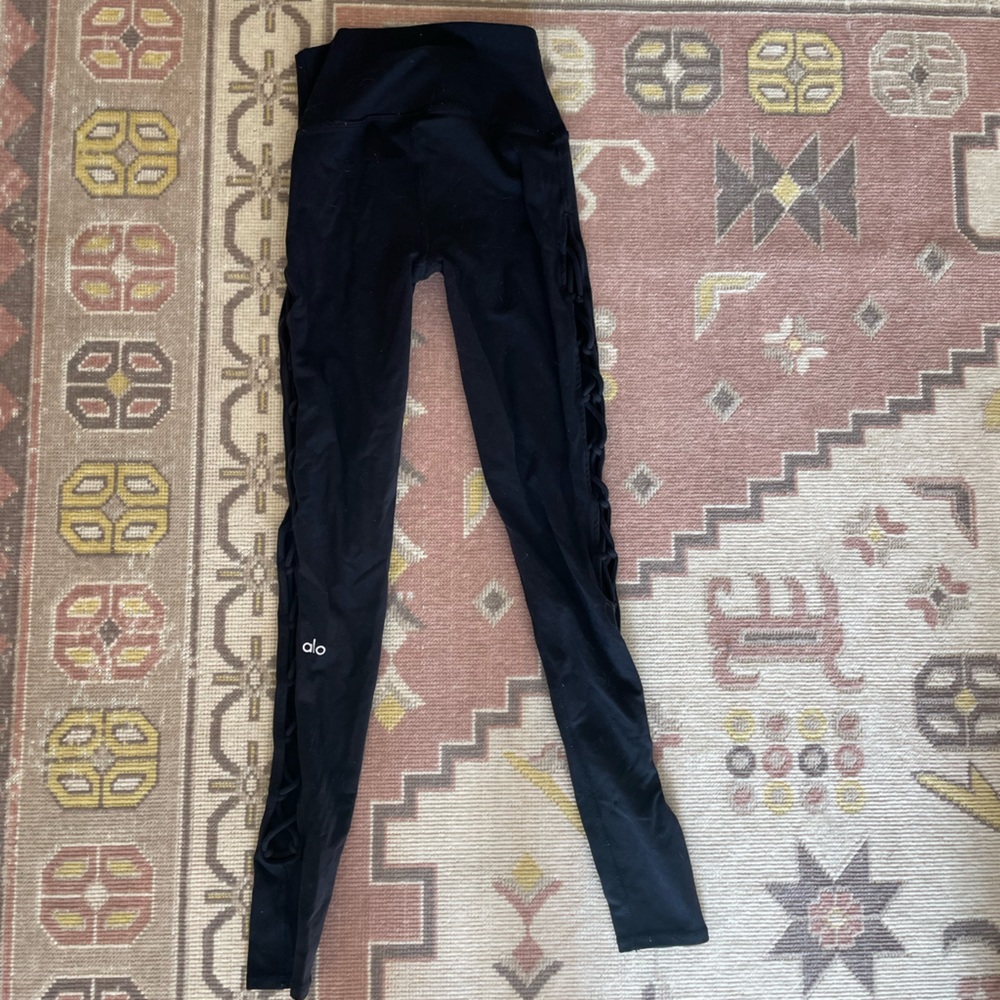 Black Lace Up Side Alo Yoga Leggings